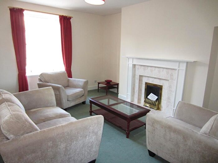 4 Bedroom Flat To Rent In North Silver Street, Aberdeen, AB10