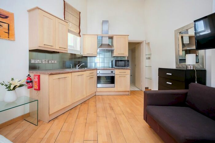 Studio To Rent In St Stephens Gardens, Bayswater / Royal Oak W2