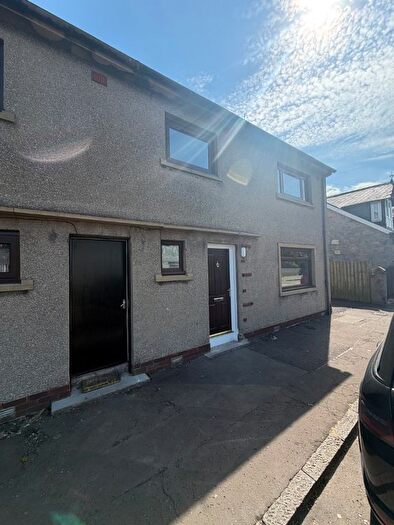 3 Bedroom End Terrace House To Rent In Castle Street, Clackmannan, FK10
