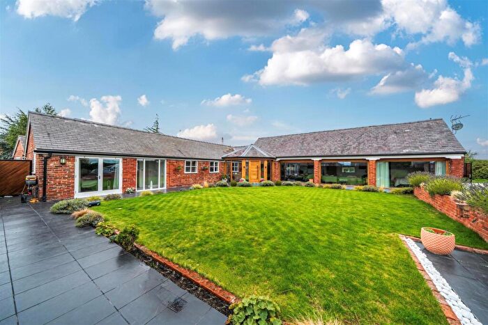 4 Bedroom Barn Conversion For Sale In Bowling Bank, Wrexham., LL13