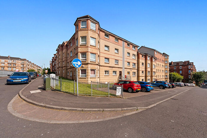 2 Bedroom Apartment For Sale In Hillfoot Street, Dennistoun, Glasgow, G31