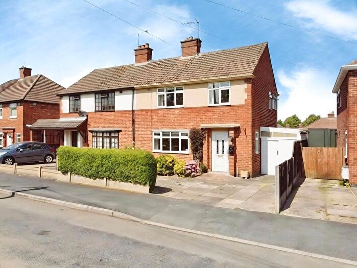 3 Bedroom Semi Detached House For Sale In Featherston Drive, Burbage, Hinckley, Leicestershire, LE10