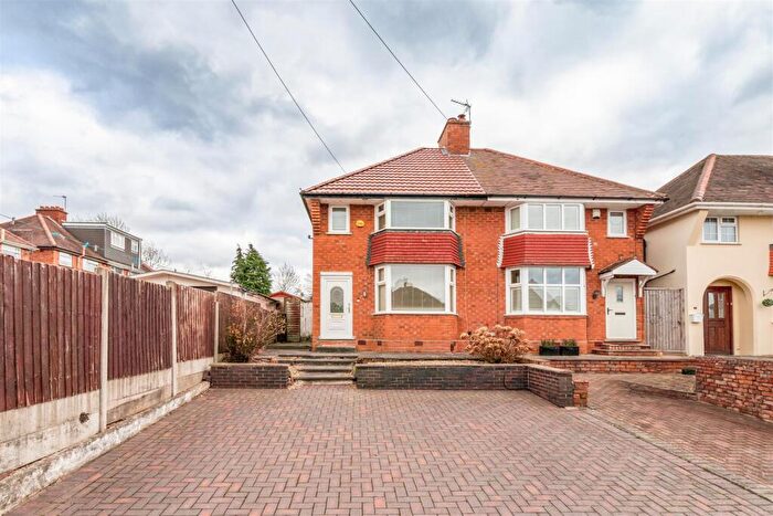2 Bedroom Semi Detached House For Sale In Wentworth Road, Solihull, B92