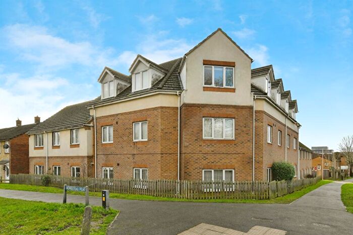 2 Bedroom Flat For Sale In Cuttys Lane, Town Centre, Stevenage, SG1