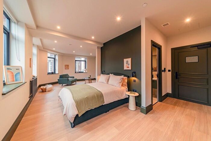 1 Bedroom Studio To Rent In Deluxe Studio, West Street, City Centre, Sheffield, S1