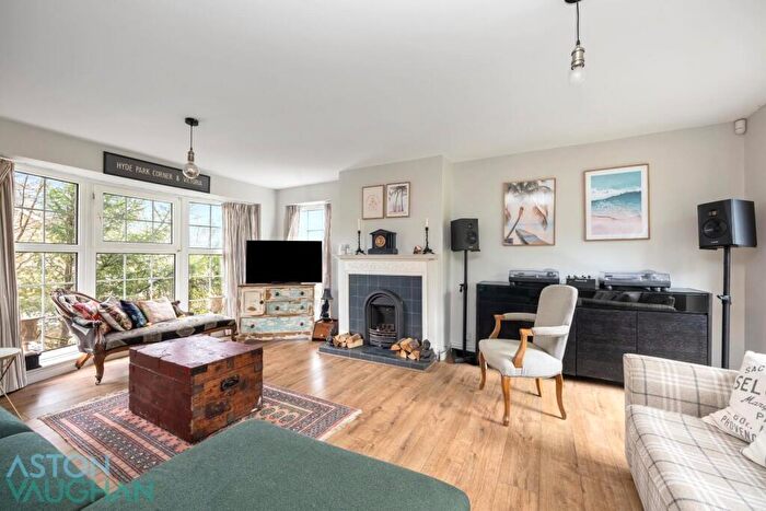 4 Bedroom Detached House For Sale In Withdean Rise, Brighton, BN1