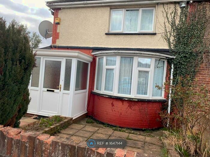 2 Bedroom End Of Terrace House To Rent In Severnake Road, London, N9