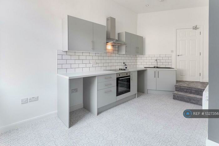 1 Bedroom Flat To Rent In Church Street, Eccles, Manchester, M30