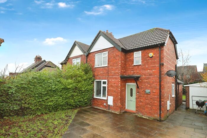 2 Bedroom Semi Detached House For Sale In Gladstone Street, Winsford, Cheshire, CW7