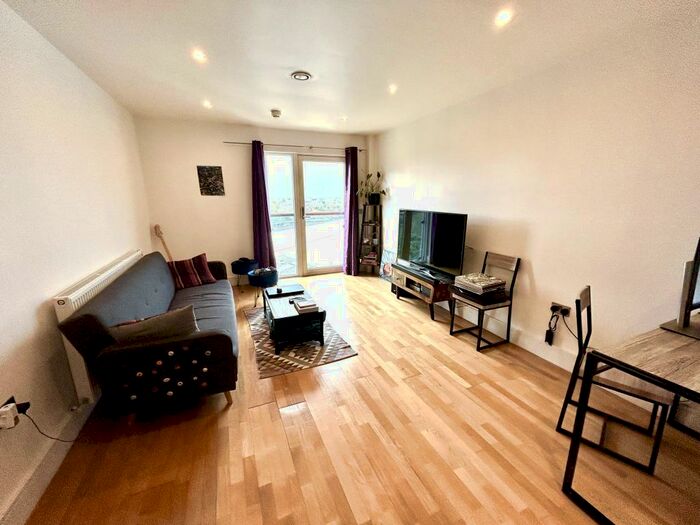 1 Bedroom Property To Rent In Trident Point, Pinner Road, HA1