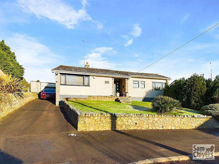 3 Bedroom Detached Bungalow For Sale In Shoscombe, Bath, BA2