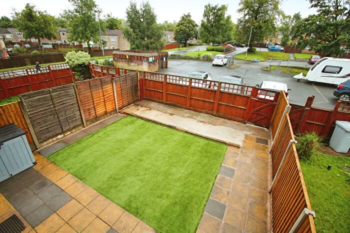 3 Bedroom Terraced House For Sale In Snapebrook Grove, Wilmslow, Cheshire, SK9