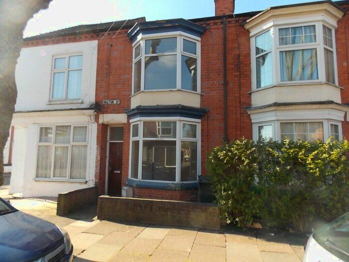 5 Bedroom End Of Terrace House To Rent In Walton Street, Leicester, LE3