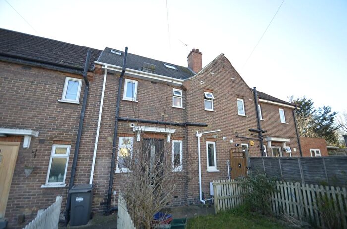 5 Bedroom Terraced House To Rent In Cherry Crescent, Brentford, TW8