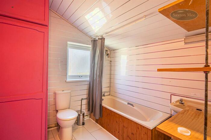 3 Bedroom End Of Terrace House For Sale In Crookesmoor Road, Sheffield, S10