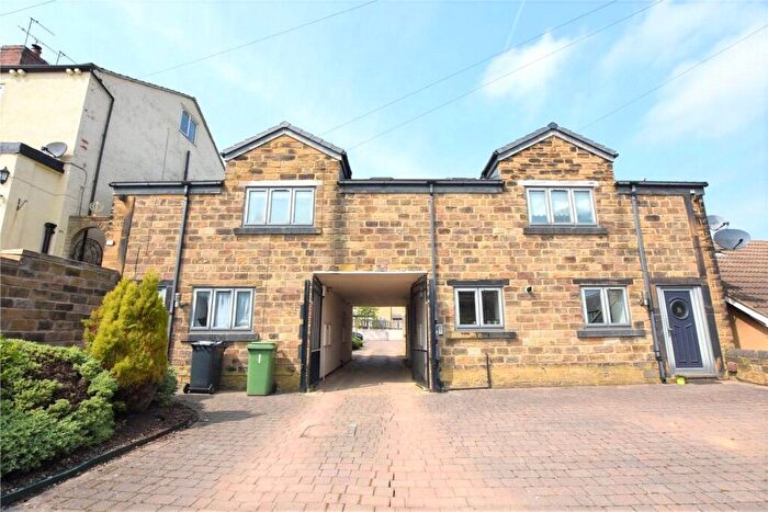 1 Bedroom Apartment To Rent In Omni House, Back Green, Churwell, Leeds, LS27