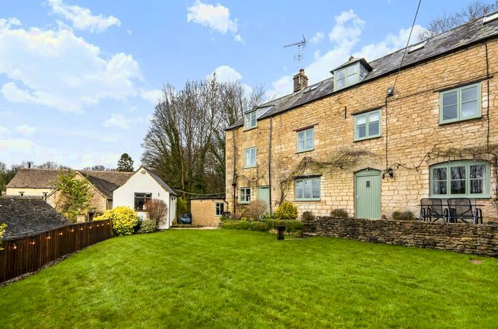 4 Bedroom Semi-Detached House For Sale In Barton End, Horsley, Stroud GL6
