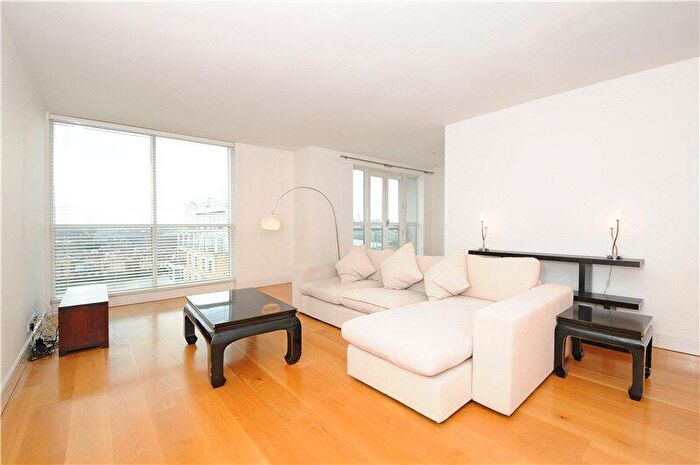 2 Bedroom Apartment To Rent In Eaton House, Westferry Circus, Canary Wharf, London, E14