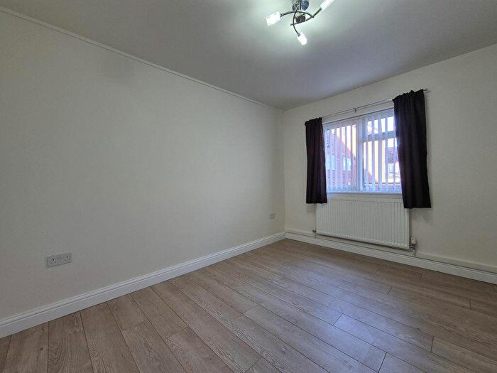 2 Bedroom Flat To Rent In Bowling Green Road, Stourbridge, DY8