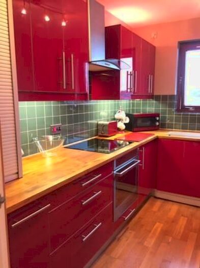 2 Bedroom Flat To Rent In Gorgie Road, Gorgie, Edinburgh, EH11