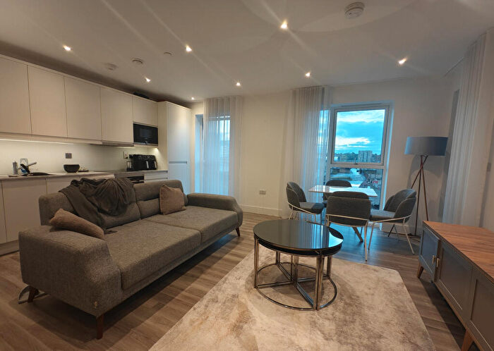 1 Bedroom Apartment To Rent In Colindale Gardens, London, NW9