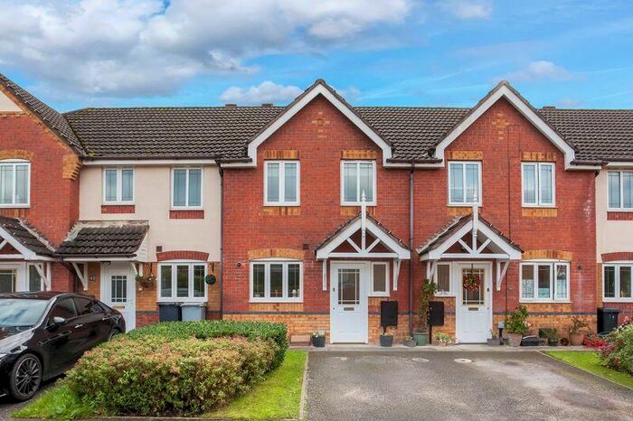 3 Bedroom Mews To Rent In Kensington Drive, Congleton, CW12