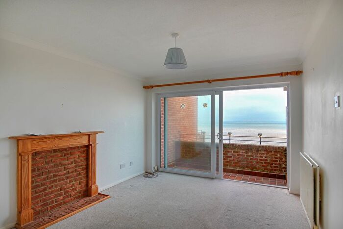 2 Bedroom Flat To Rent In St Mildreds Gardens, Westgate, CT8