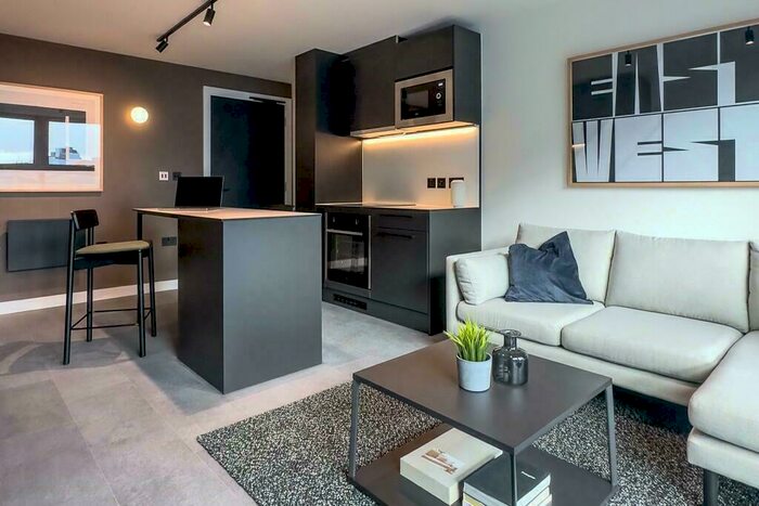 2 Bedroom Apartment To Rent In Union East Tower, Water Street, Manchester, Greater Manchester, M3