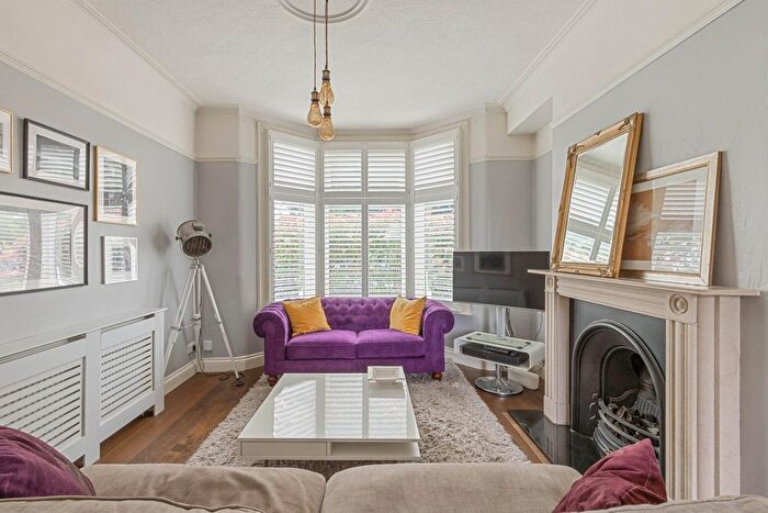 3 Bedroom Property For Sale In Fairlawn Park, Sydenham, London, SE26