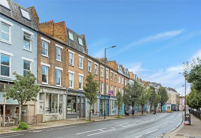 1 Bedroom Flat To Rent In Lillie Road, Fulham, SW6