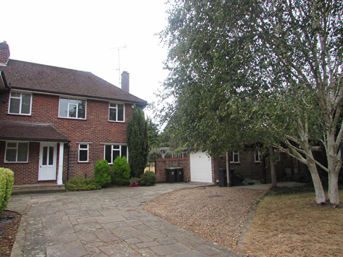 3 Bedroom Semi-Detached House To Rent In Poyle Lane, Burnham, Slough, SL1