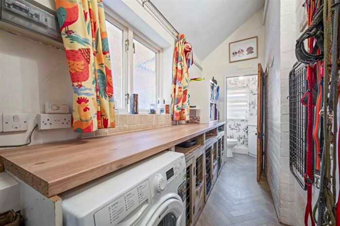 4 Bedroom Detached House For Sale In Stratford Road, Hockley Heath, Solihull, B94