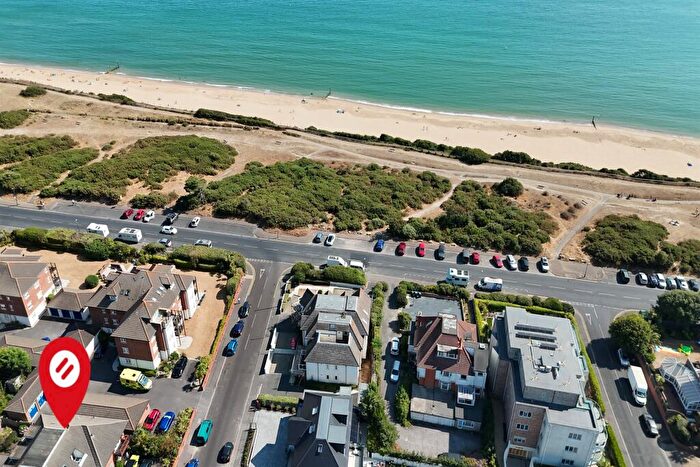 2 Bedroom Flat For Sale In Boscombe Manor, BH5