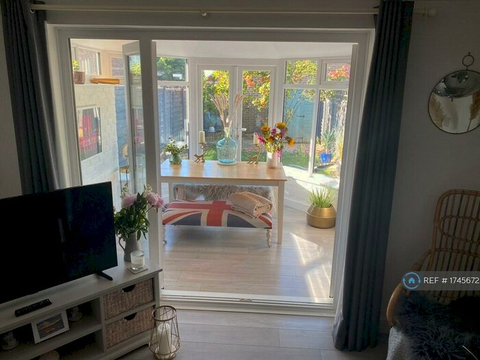 2 Bedroom Terraced House To Rent In Churchwood Drive, Chichester, PO20