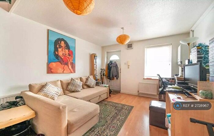 1 Bedroom Terraced House To Rent In Elgar Close, London, E13