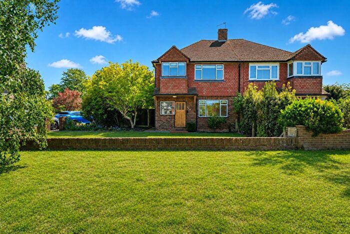 3 Bedroom Semi-Detached House For Sale In Fordbridge Road, Ashford, TW15