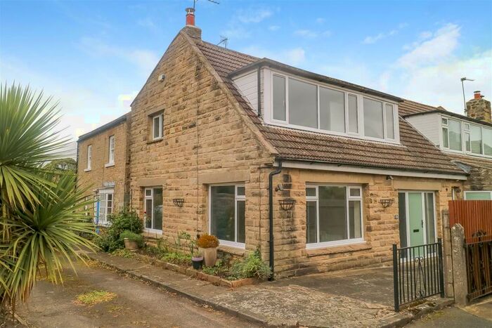 2 Bedroom Cottage To Rent In High Street, Gilling West, Richmond, DL10