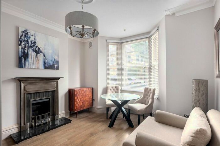1 Bedroom Flat To Rent In Rushmore Road, Hackney, London, E5
