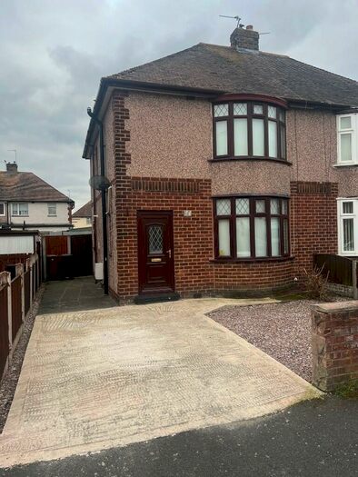 3 Bedroom Semi-Detached House To Rent In Queens Avenue, Flint, Flintshire, CH6