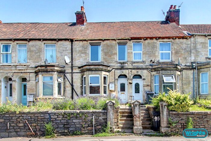 1 Bedroom Flat To Rent In Newtown, Trowbridge, BA14