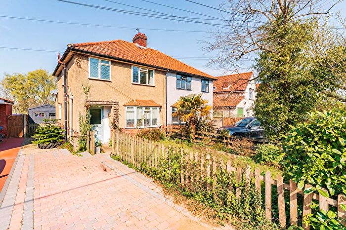 3 Bedroom Semi Detached House For Sale In Beccles Road, Bungay, NR35