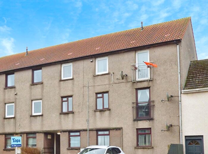 2 Bedroom Flat For Sale In Oakfield Street, Kelty, KY4