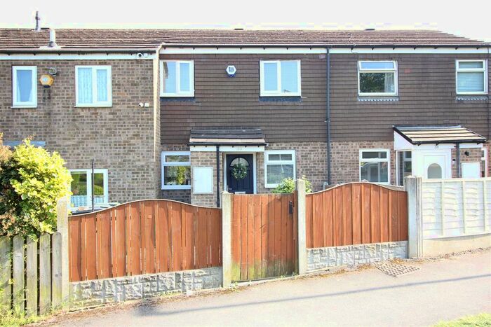 3 Bedroom Terraced House To Rent In Willow Garth Avenue, Whinmoor, Leeds, LS14