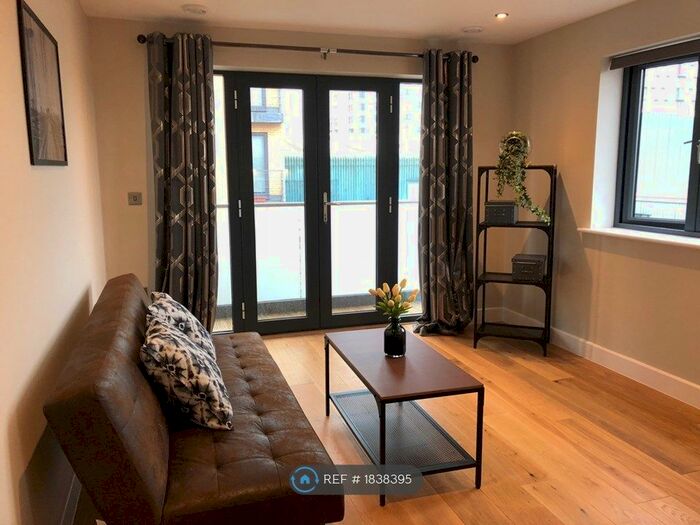 1 Bedroom Flat To Rent In Weldale Street, Reading, RG1