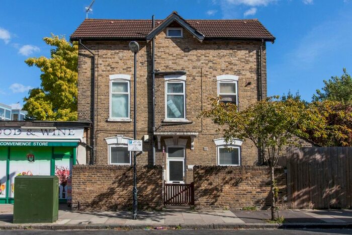 2 Bedroom Flat To Rent In Annandale Road, London, SE10