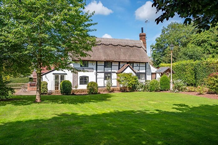 2 Bedroom Detached House For Sale In Lower Apperley, Gloucester, GL19