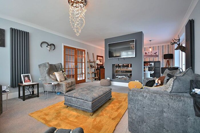 4 Bedroom Detached House For Sale In Station Road, Sutton-In-Ashfield, NG17