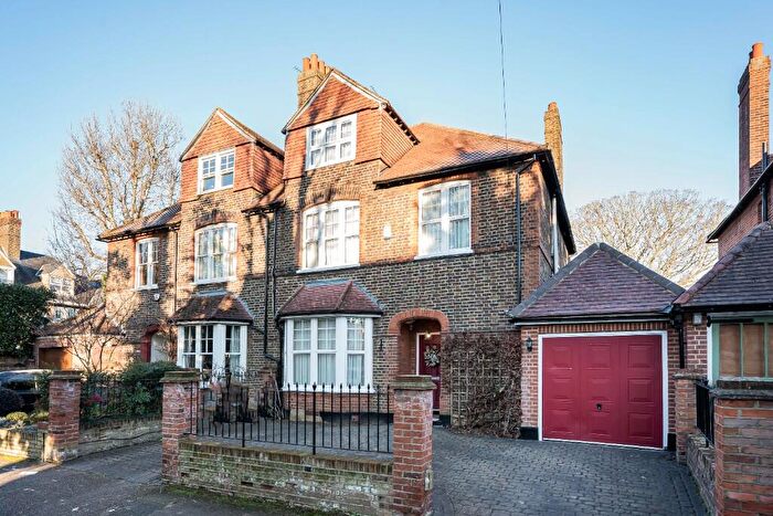 5 Bedroom Semi Detached House For Sale In Dryden Road, London, EN1