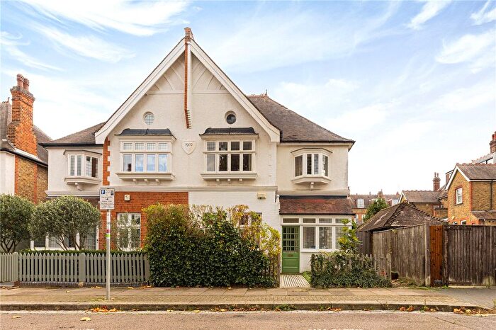5 Bedroom Detached House For Sale In Montolieu Gardens, London, SW15