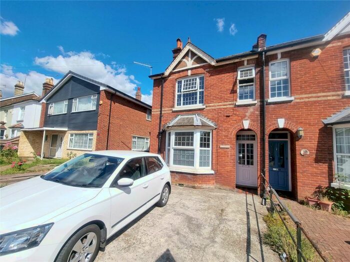 3 Bedroom Semi-Detached House To Rent In Earlsbrook Road, Redhill, Surrey, RH1